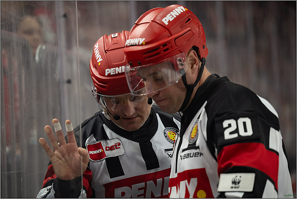 PENNY DEL 1; Kölner Haie - Adler Mannheim; Köln, 27.10.2026