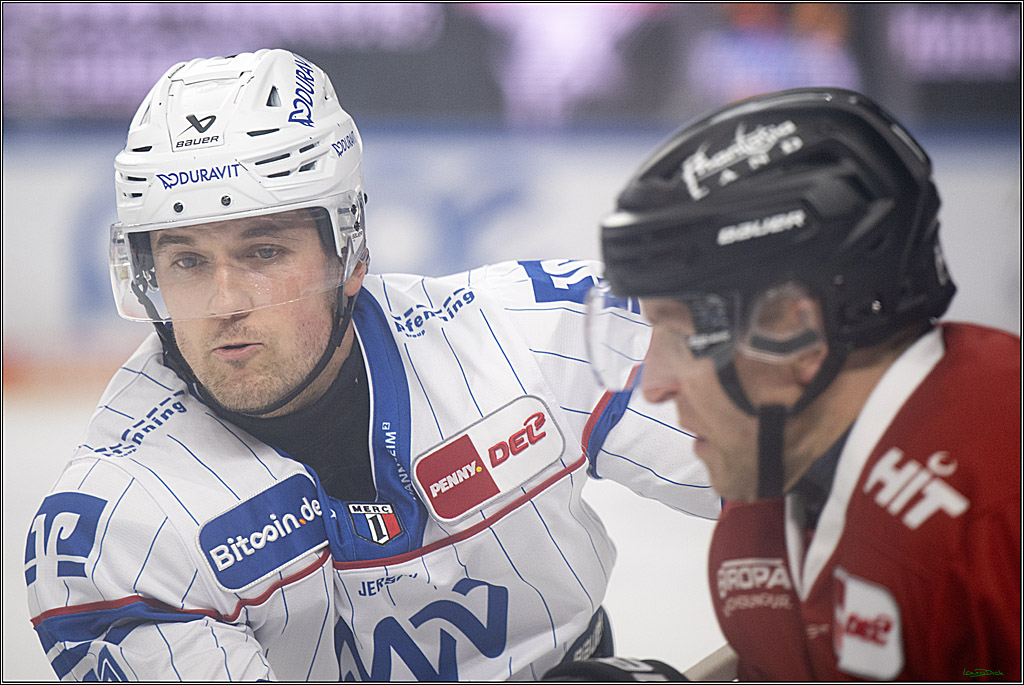 PENNY DEL 1; Kölner Haie - Adler Mannheim; Köln, 27.10.2026