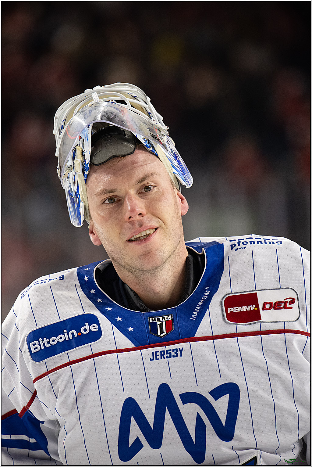 PENNY DEL 1; Kölner Haie - Adler Mannheim; Köln, 27.10.2026